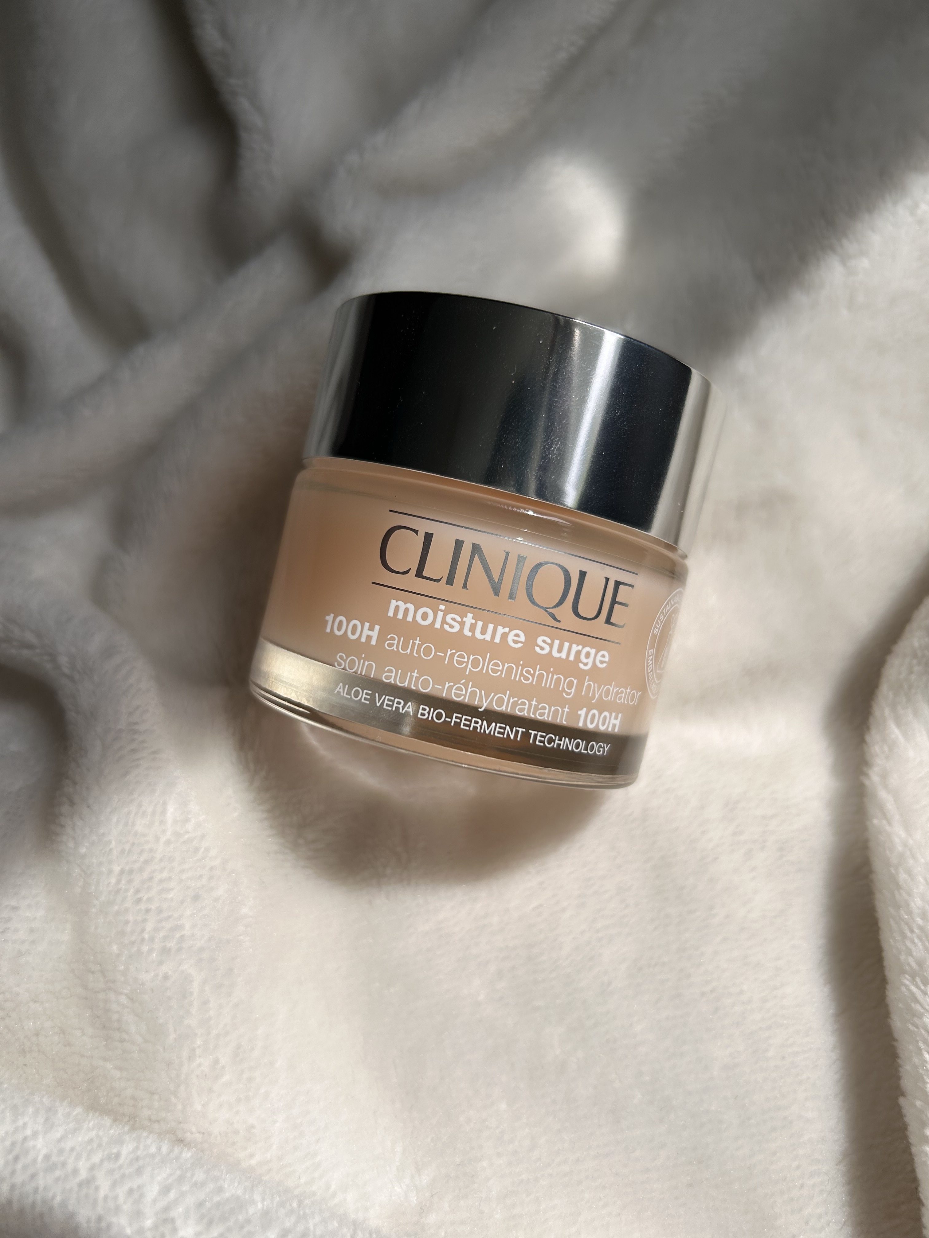 The Cult-Favourite Clinique Moisture Surge Review